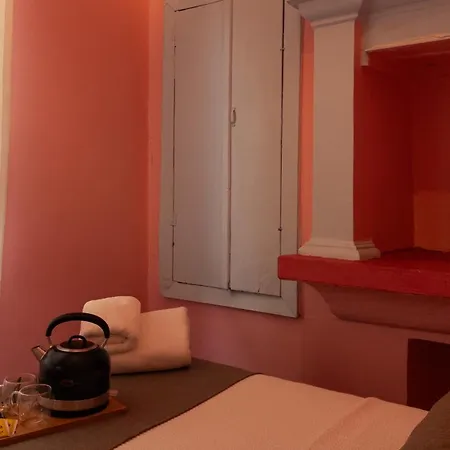 Tarihi Konagi Antikhan *