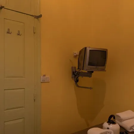 Проживание в семье Tarihi Konagi Antikhan