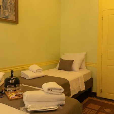 Tarihi Konagi Antikhan * Ayvalı