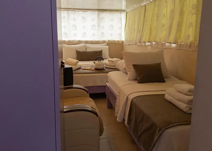 Tarihi Konagi Antikhan *