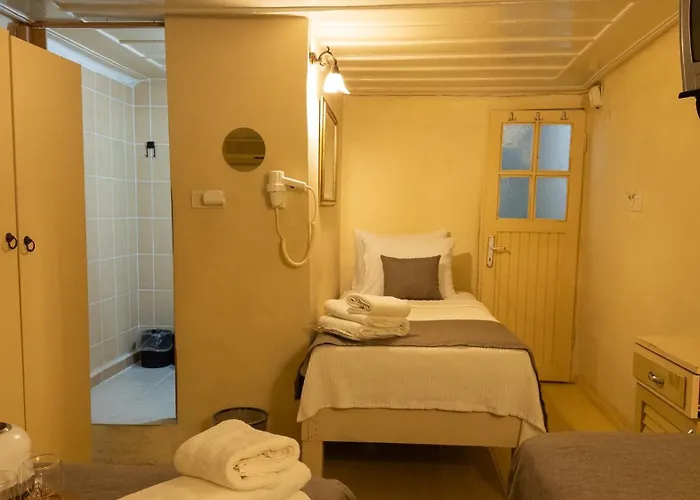 Tarihi Konagi Antikhan Kwatera prywatna *